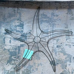 Starfish metal wreath